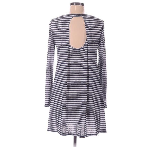 BCBGeneration Long Sleeve Dress | SIZE M - Picture 3 of 5